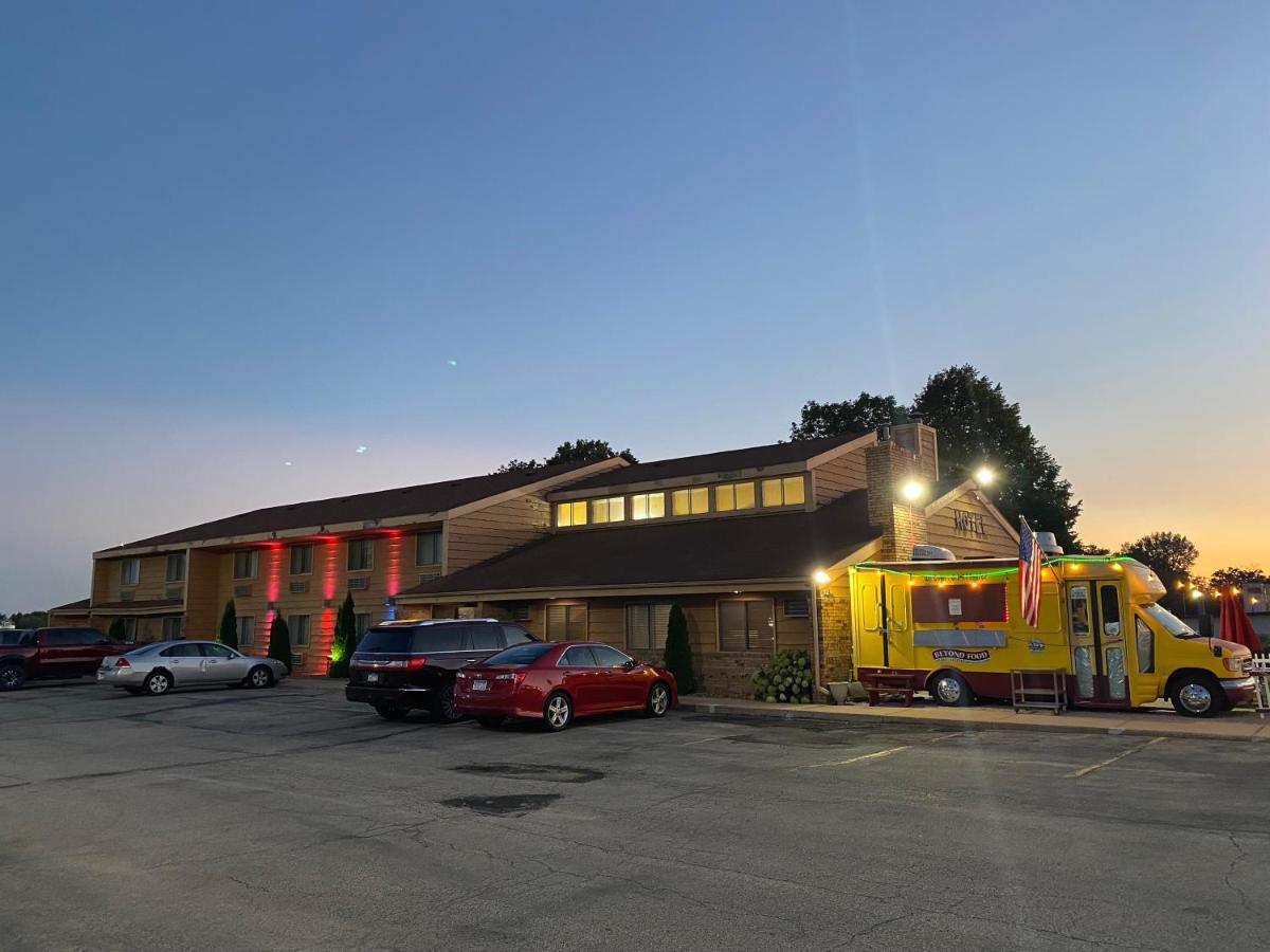 America'S Stay Inn Stewartville Εξωτερικό φωτογραφία