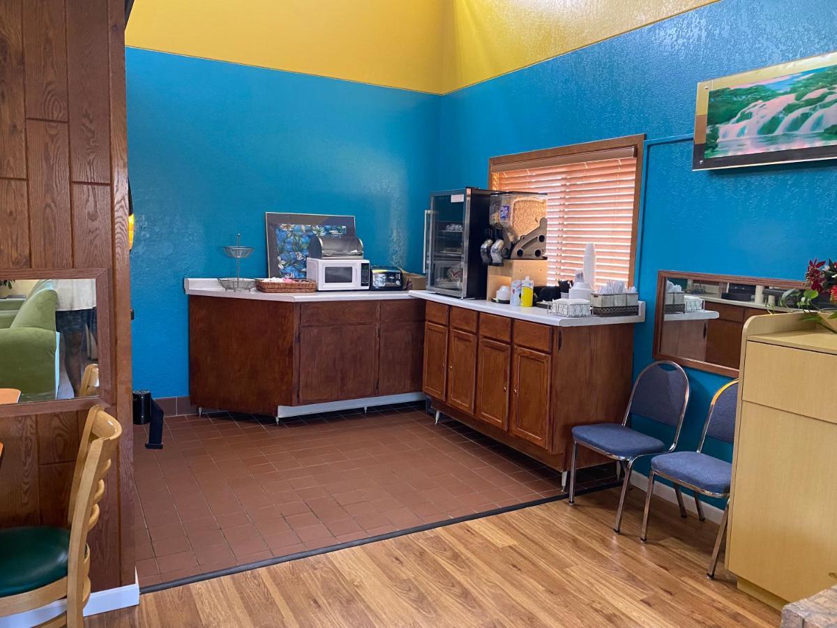 America'S Stay Inn Stewartville Εξωτερικό φωτογραφία